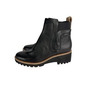 Dolce Vita Textured Black Ankle Booties